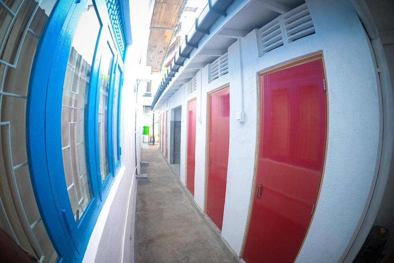 Groove House Hostels Kolombo Bagian luar foto