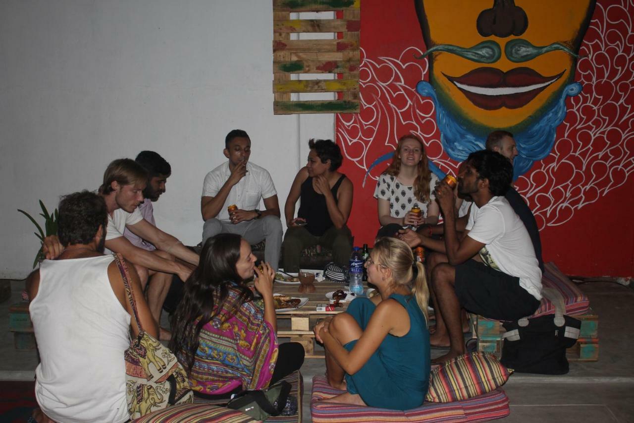 Groove House Hostels Kolombo Bagian luar foto