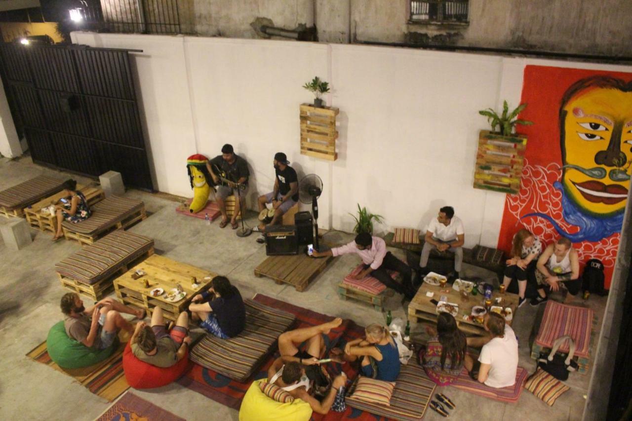 Groove House Hostels Kolombo Bagian luar foto