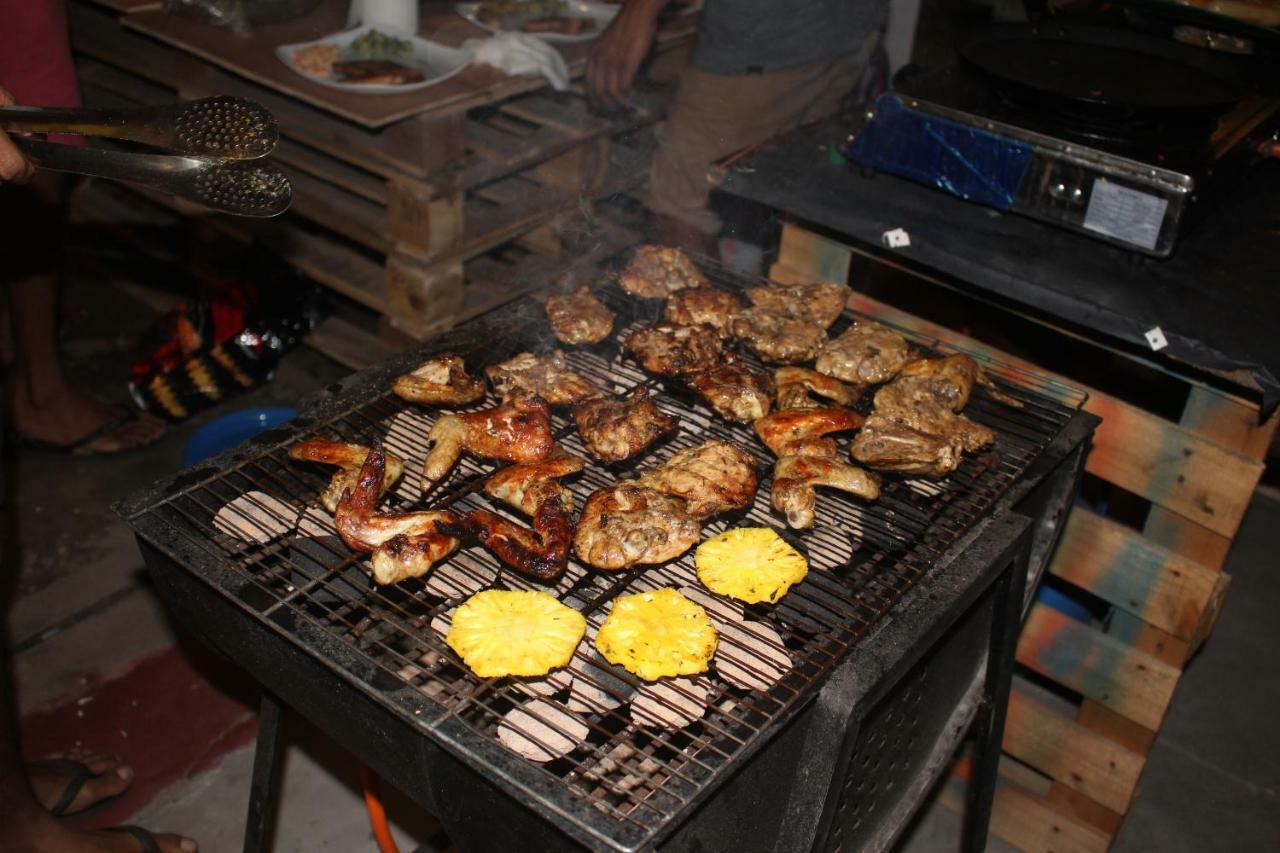 Groove House Hostels Kolombo Bagian luar foto